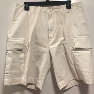Nautica white cargo shorts size 34 like new